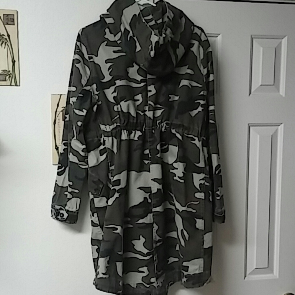 JACKET. - Picture 2 of 2